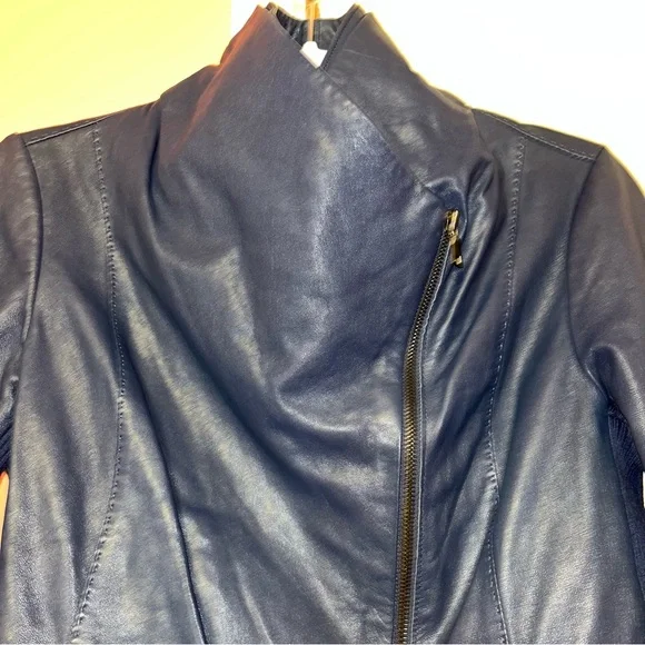 Vince Lambskin Leather Scuba Draped Moto Jacket - Picture 5 of 16